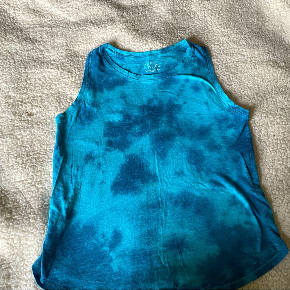 Women’s Time and Tru tank top
